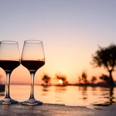 Magical Santorini 3 Bedrooms Royal Solstice Retreat Private Pool * Ormos Athinios