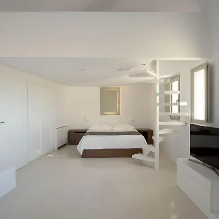 Villa Magical Santorini 3 Bedrooms Royal Solstice Retreat Private Pool Sunset View Pyrgos *