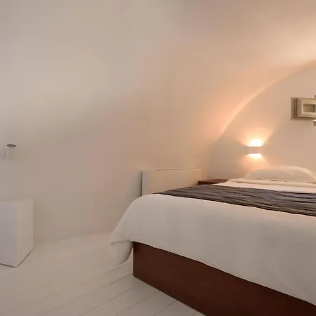 Magical Santorini 3 Bedrooms Royal Solstice Retreat Private Pool Sunset View Pyrgos Villa Ormos Athinios